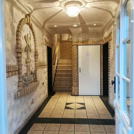 Thushitha Warnakulasooriya Apartamento