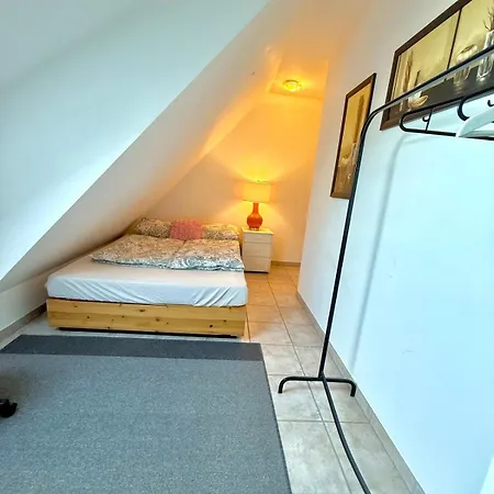 Apartamento Thushitha Warnakulasooriya Holm (Pinneberg)